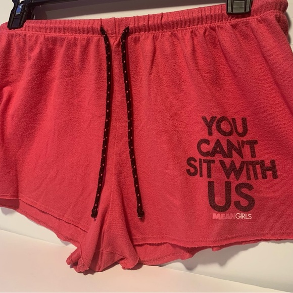 ❤️Mean Girls You Can’t Sit with Us Paramount PJ/Casual Shorts Large Pink - Picture 7 of 9